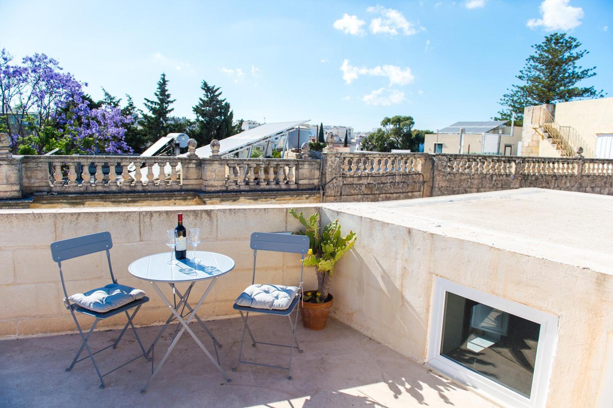 San Anton Suites Attard Exterior foto